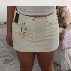 Levi's Women's Off-White Pencil Skirt